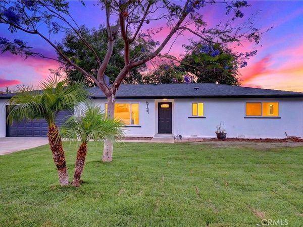 5137 Peacock Lane, Riverside, CA 92505