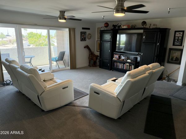 515 S PARKCREST, Unit 523, Mesa, AZ 85206