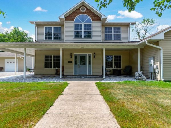 200 W Seminary Street, Mexico, MO 65265