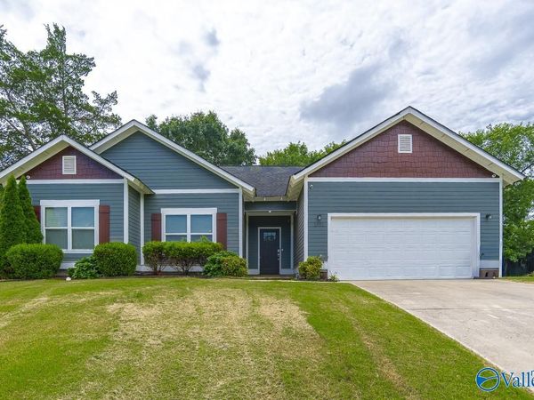 1051 Sandy Springs Road, Huntsville, AL 35806