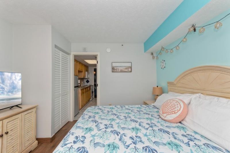 7200 N Ocean Blvd. Photo 14