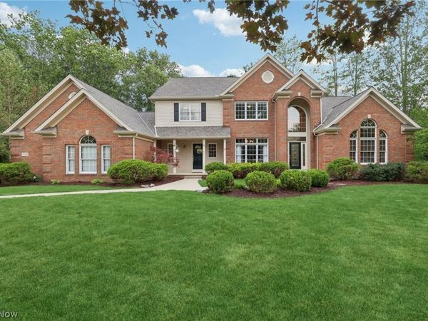 37540 Delamere Court , Solon, OH 44139