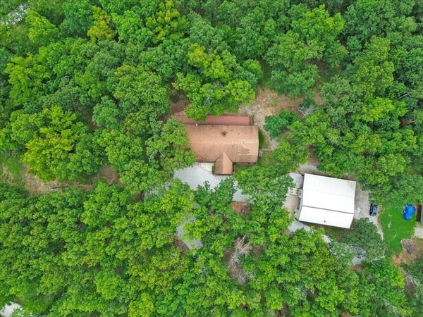 1054 E Preston Lane, Pleasant Hope, MO 65725