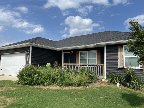 392 Pirate Lane , Pleasant Hope, MO 65725