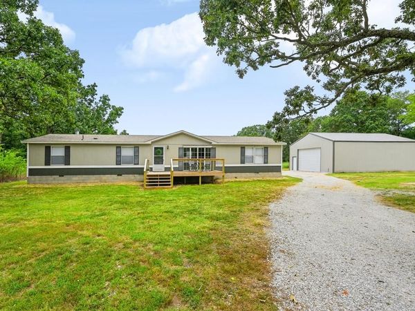 6045 Highway 60 , Neosho, MO 64850