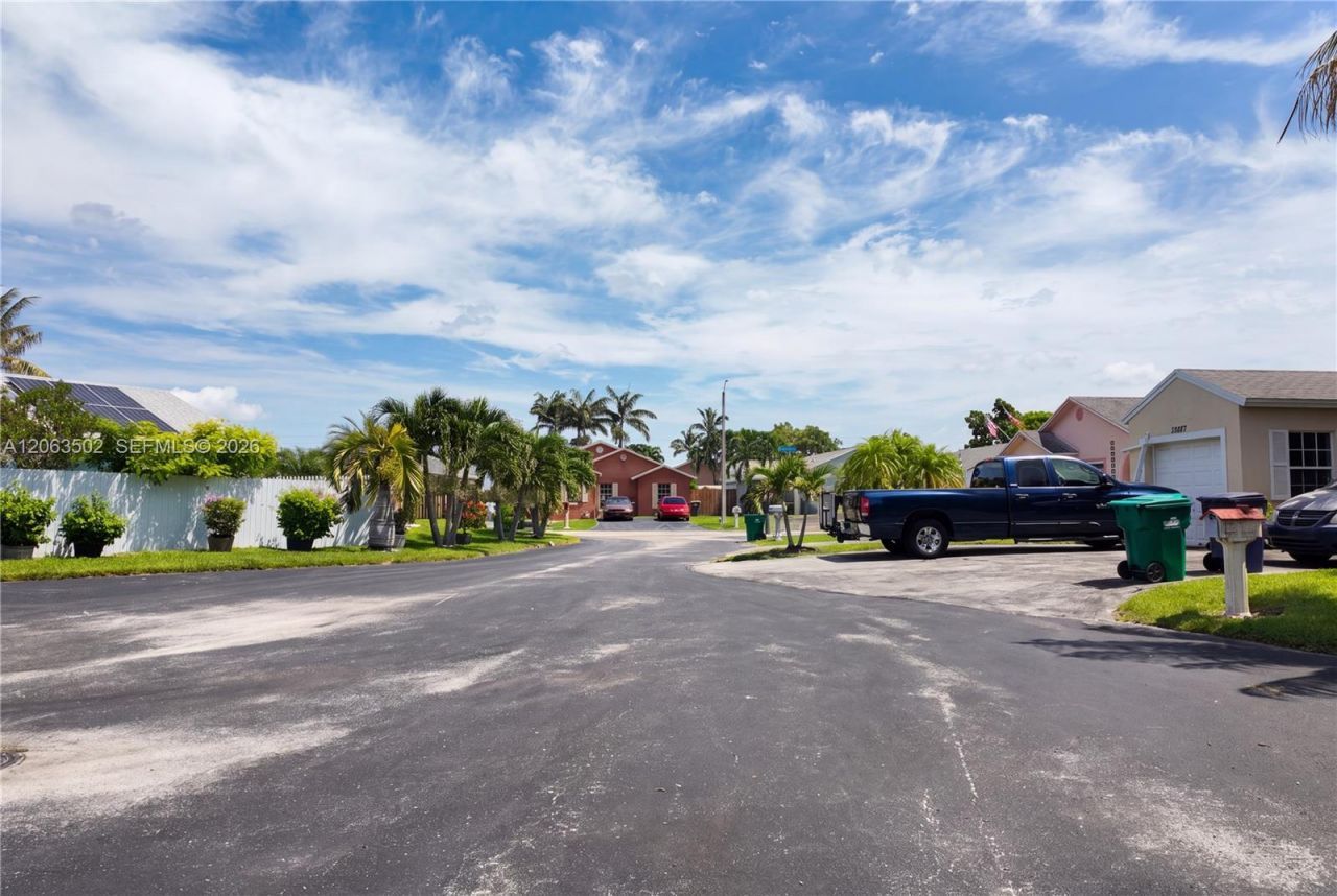 25039 SW 127th Pl, Homestead, FL 33032 Photo
