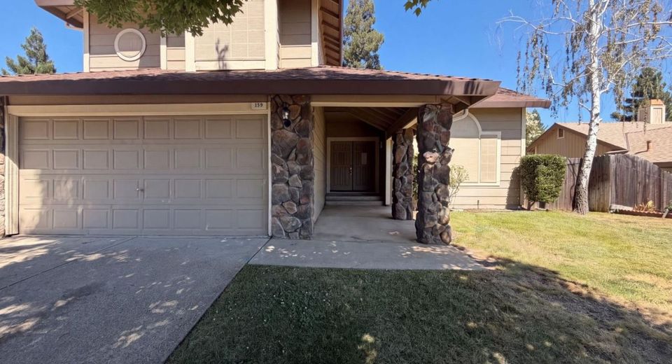 159 Bittercreek Dr, Folsom, CA 95630 Photo