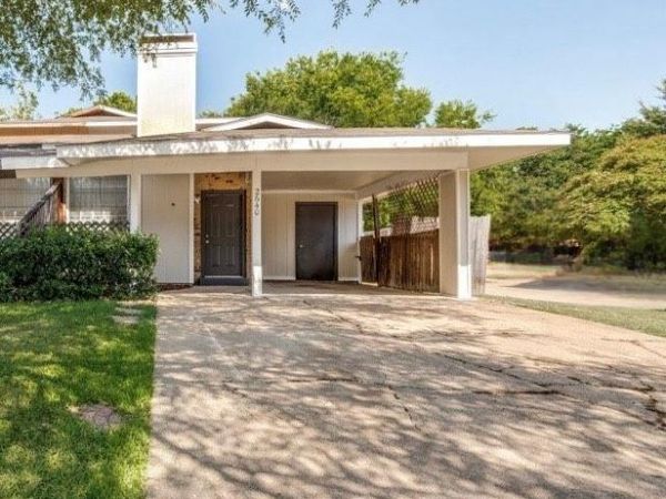 2640 Santiago Circle, Grand Prairie, TX 75052