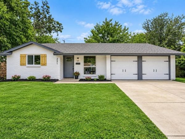321 NW Wintercrest Road, Burleson, TX 76028