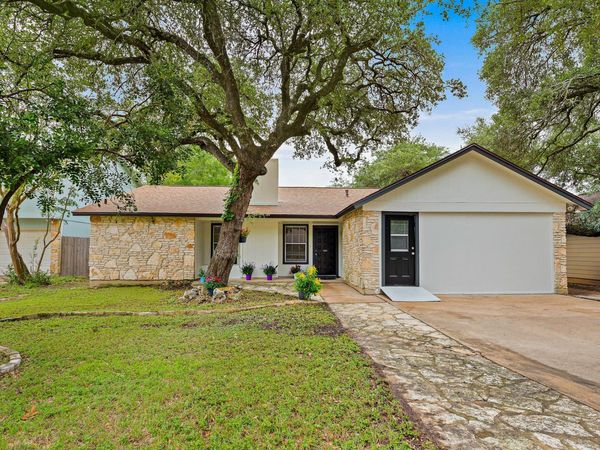8022 Scotland Yard, Austin, TX 78759