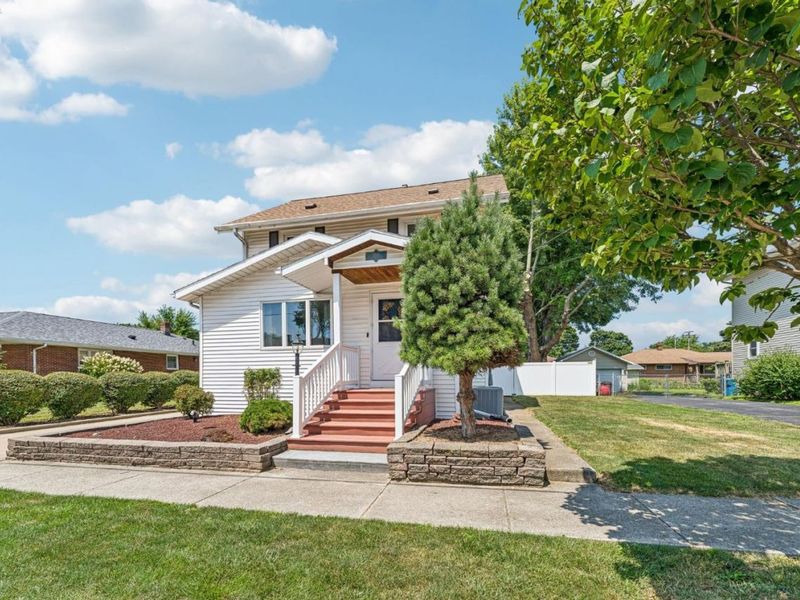 308 Union Street, Bellevue, OH 44811 Photo 1