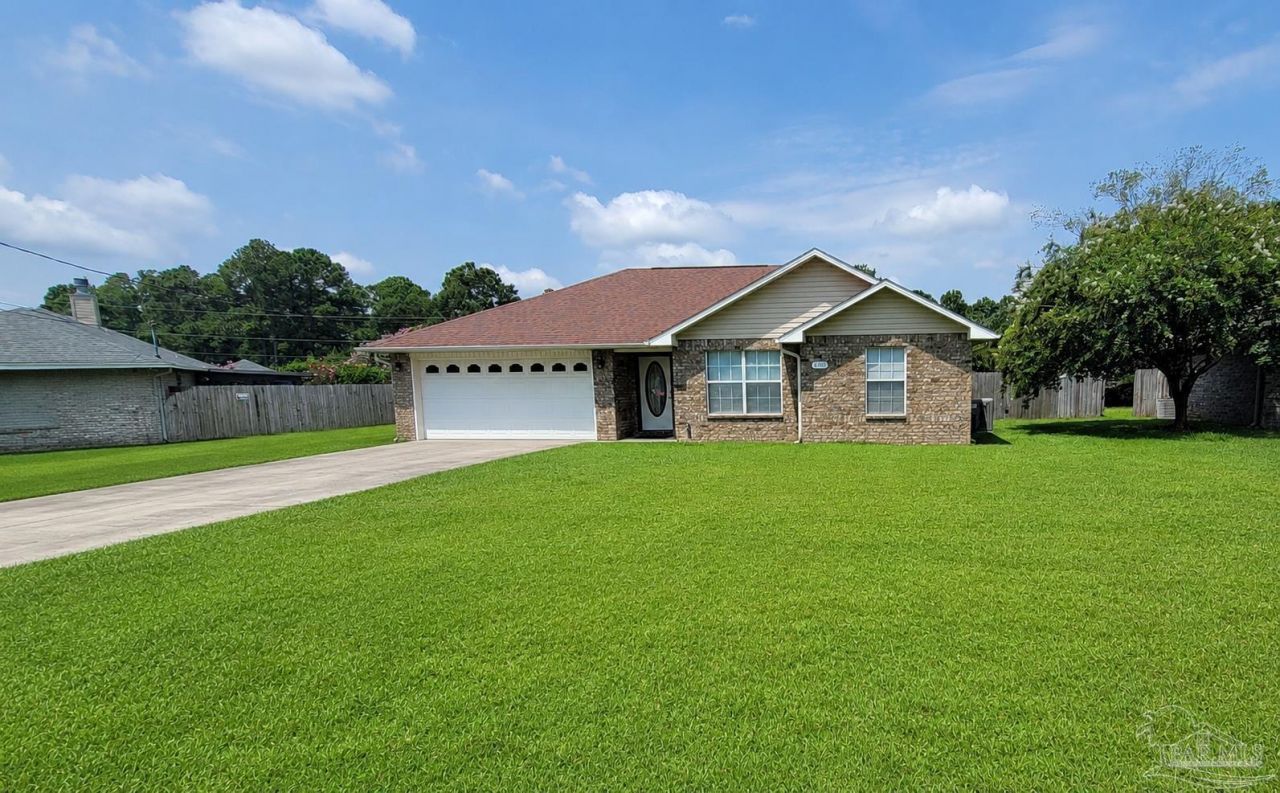 5569 Tilubo Ln, Pace, FL 32571 Main Photo
