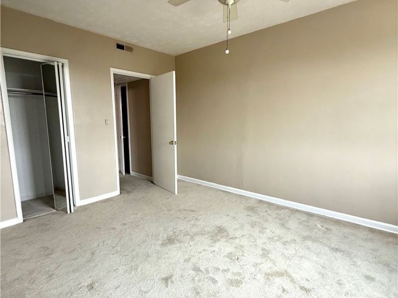 19015 Van Aken Boulevard, Shaker Heights, OH 44122 Photo 12