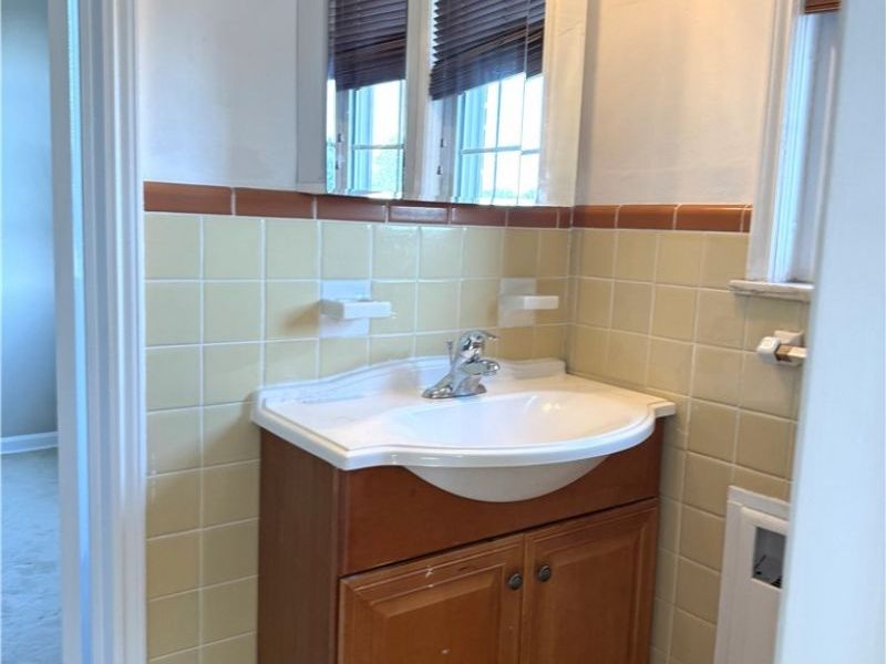 19015 Van Aken Boulevard, Shaker Heights, OH 44122 Photo 18