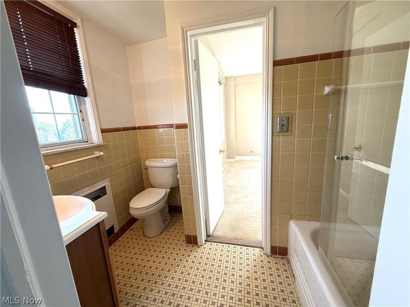 19015 Van Aken Boulevard, Shaker Heights, OH 44122 Photo 19
