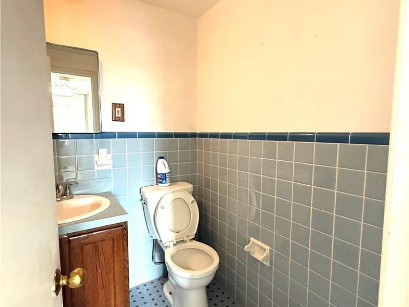 19015 Van Aken Boulevard, Shaker Heights, OH 44122 Photo 22