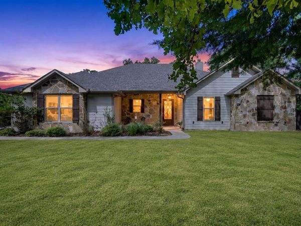 9236 Safari Bluff, Larue, TX 75770