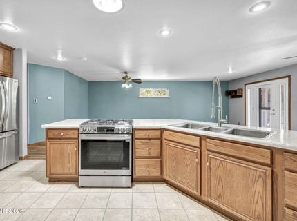 450 Mcclure Circle, Sparks, NV 89431 Photo