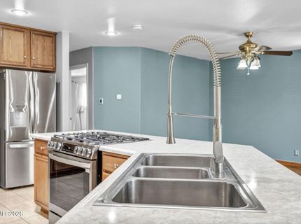 450 Mcclure Circle, Sparks, NV 89431 Photo