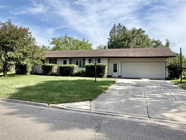 221 1ST Street, Stephen, MN 56757