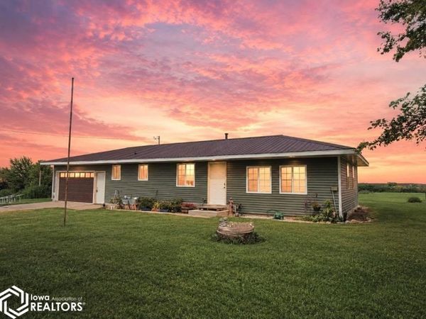 21610 280Th Avenue, Harper, IA 52231