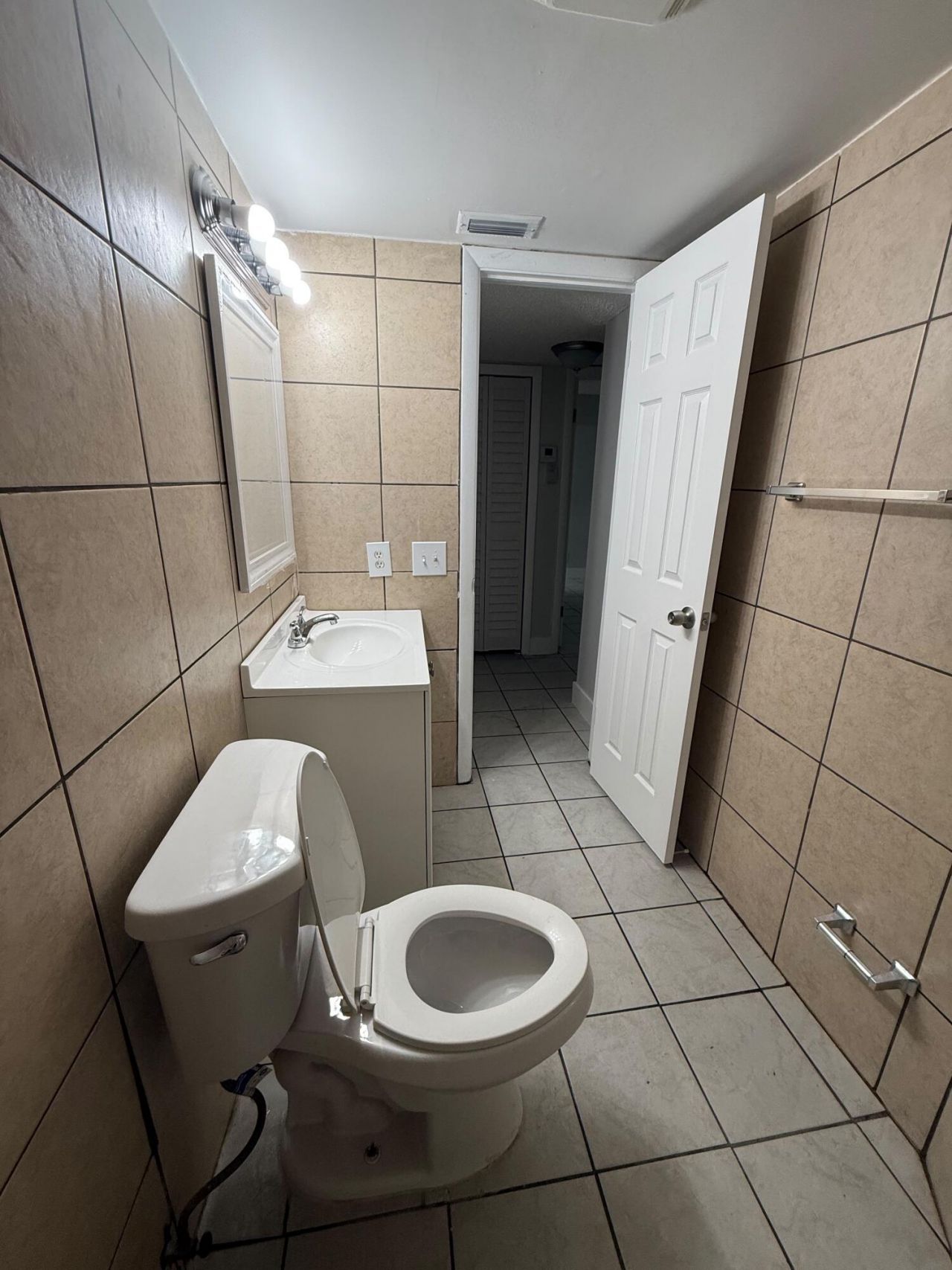 313 SW 1st Court, Unit L-3, Pompano Beach, FL 33060 Photo