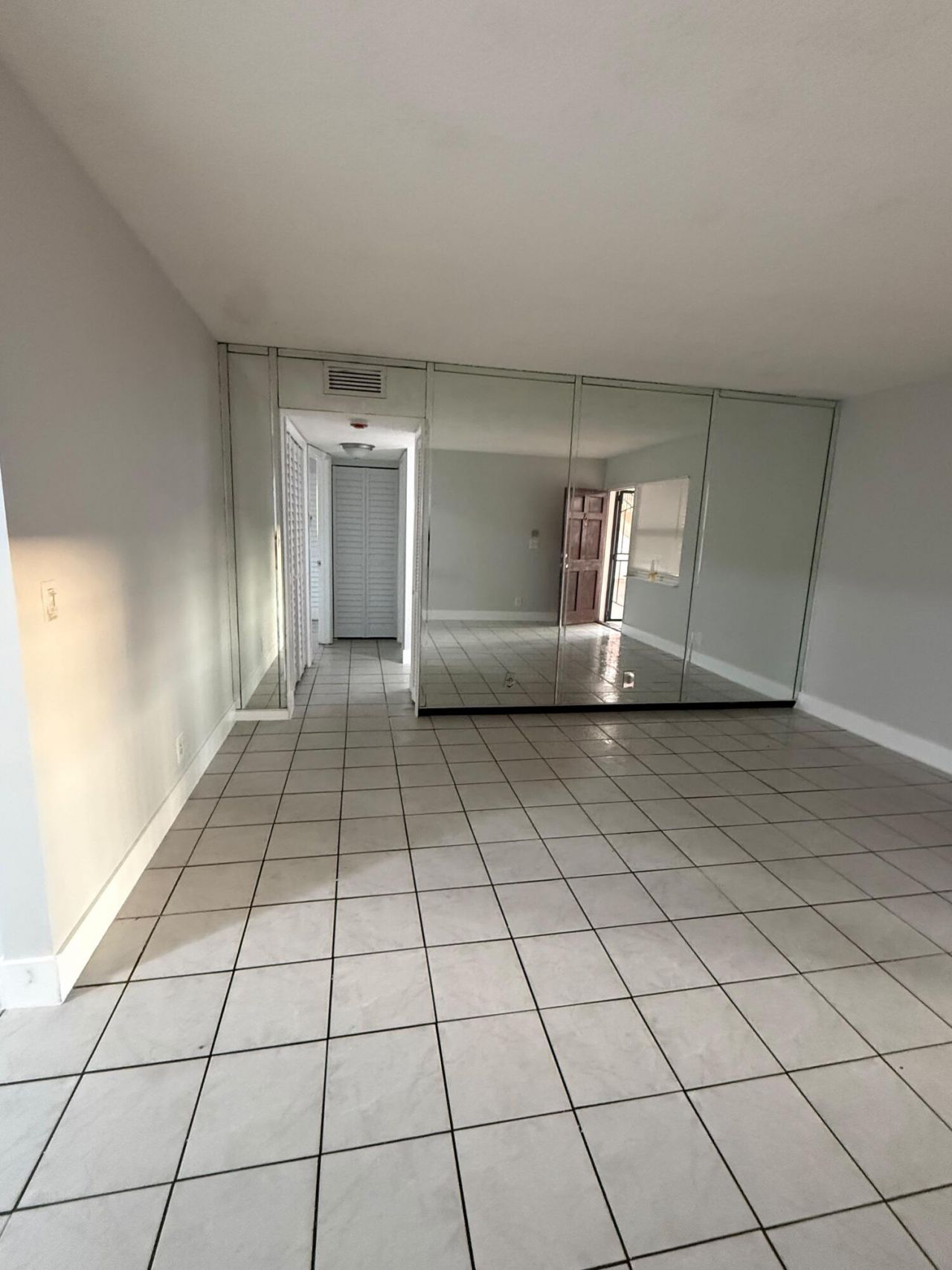 313 SW 1st Court, Unit L-3, Pompano Beach, FL 33060 Photo
