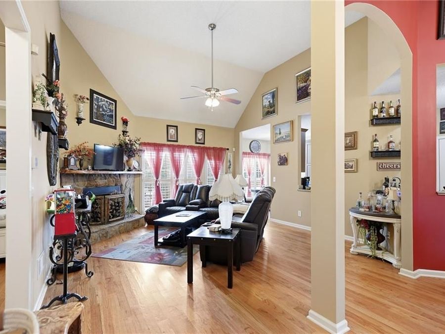 Property Image 12
