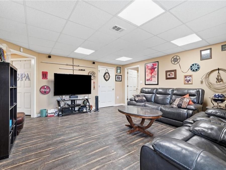 Property Image 60