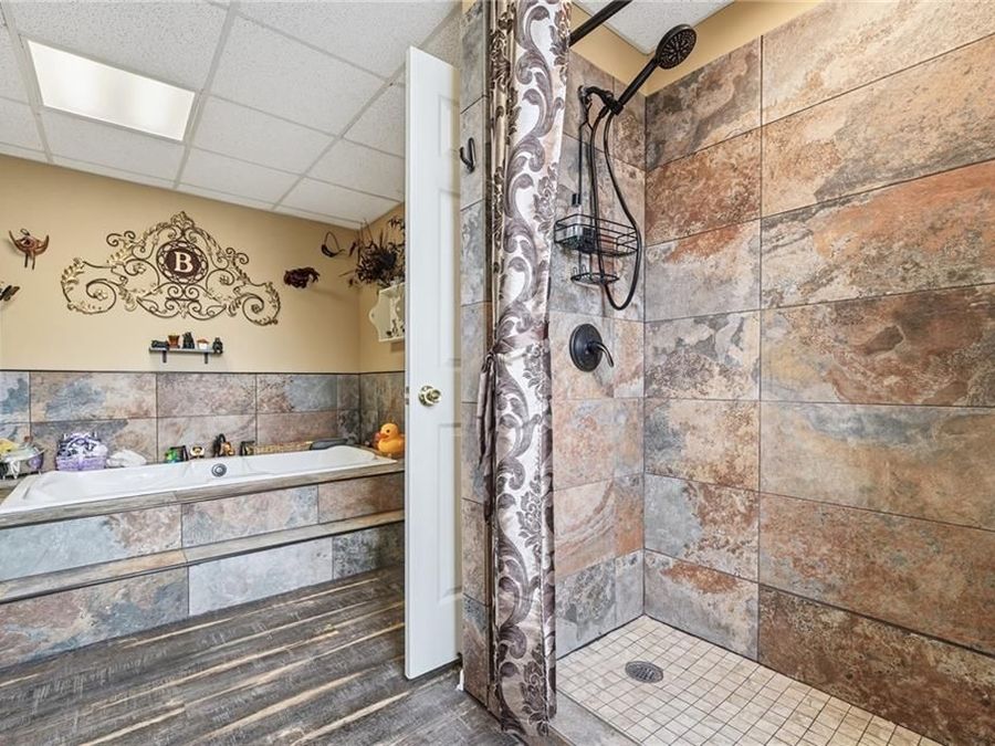 Property Image 64