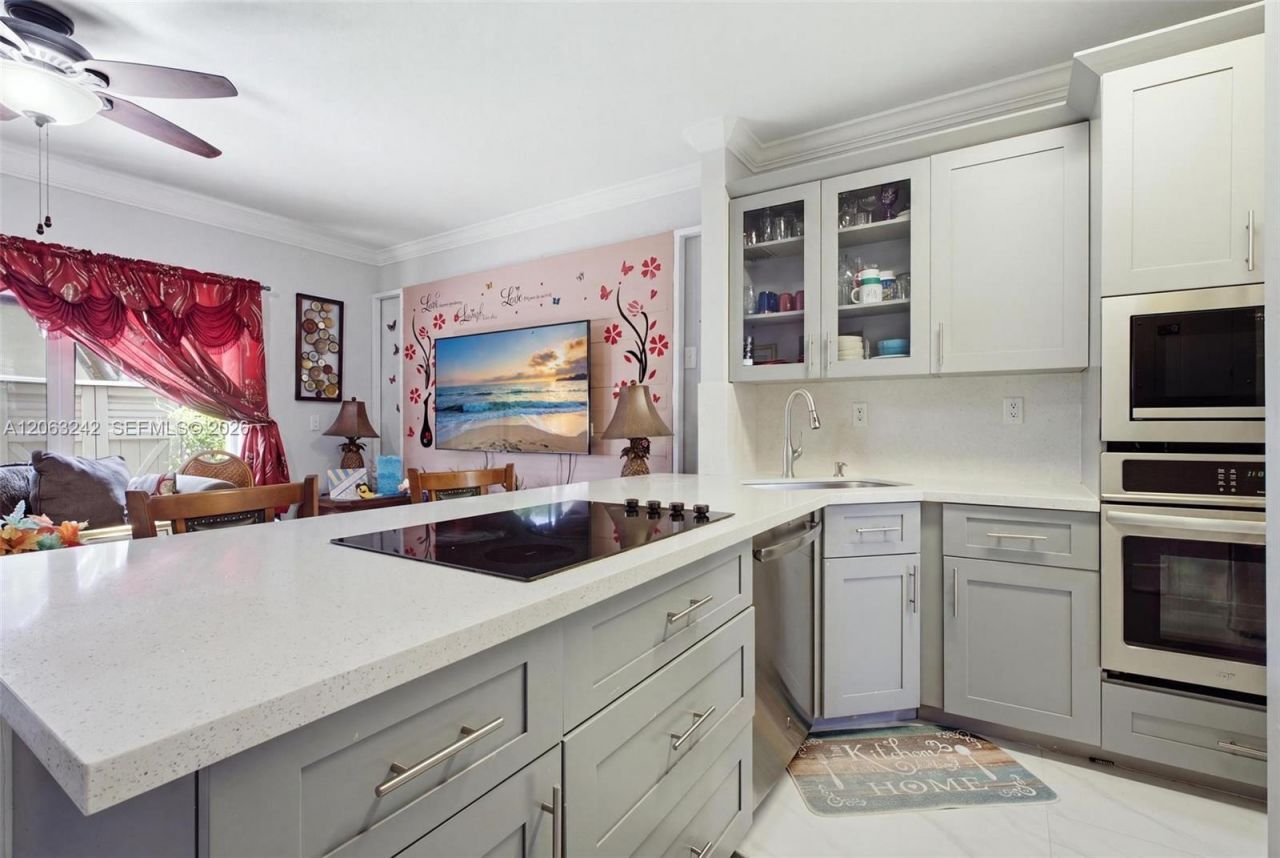3365 NE 14th Dr, Unit 104-16, Homestead, FL 33033 Photo
