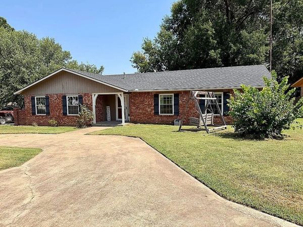 412 Beaumont Court , Cleveland, OK 74020