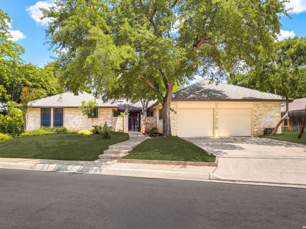 6013 BAYOU BND, Windcrest, TX 78239