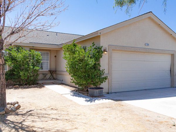 1385 Cooney Drive, Silver Springs, NV 89429