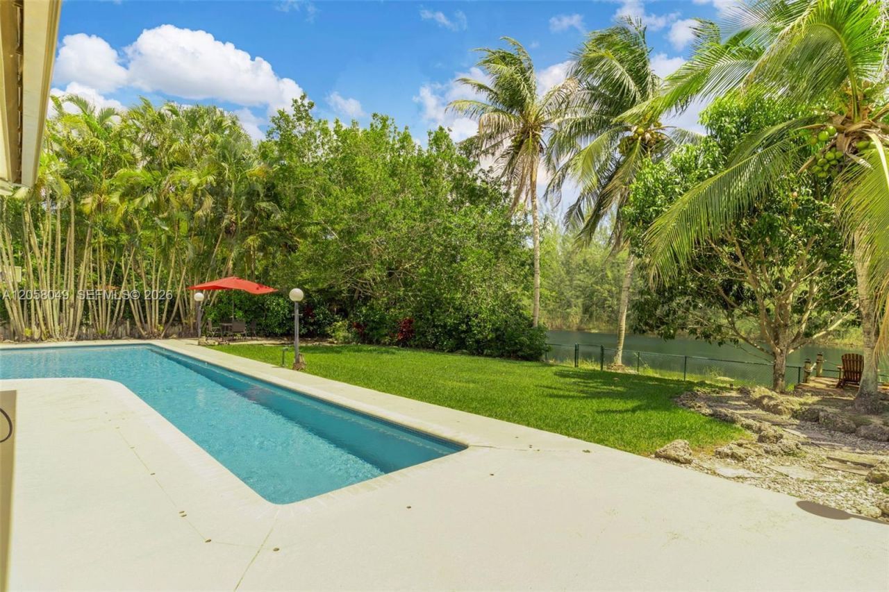 3140 Fairways Dr , Homestead, FL 33035 Photo