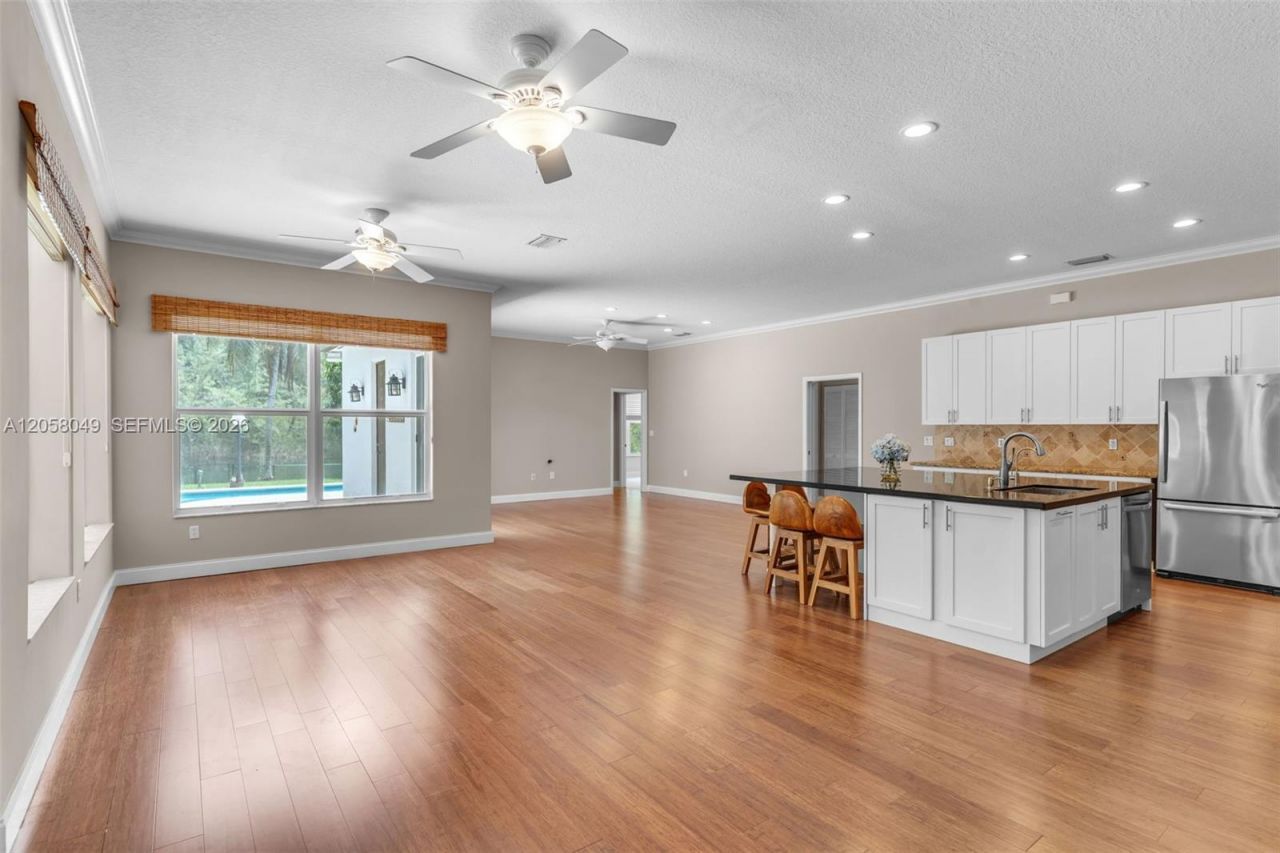 3140 Fairways Dr , Homestead, FL 33035 Photo
