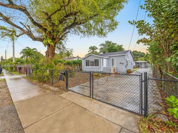 10417 NW 6th Ave, Unit Front, Miami, FL 33150