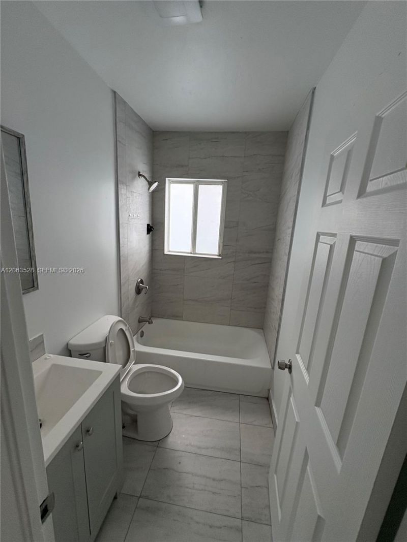 10417 NW 6th Ave, Unit Front, Miami, FL 33150 Photo