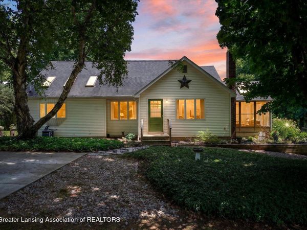 11121 Wood Road, DeWitt, MI 48820
