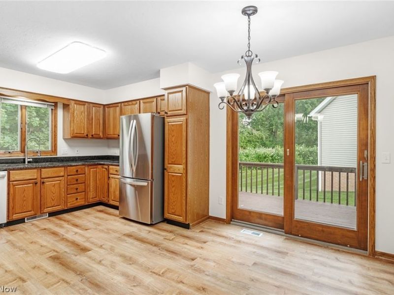 114 Barkwood Drive, Wadsworth, OH 44281 Photo 13
