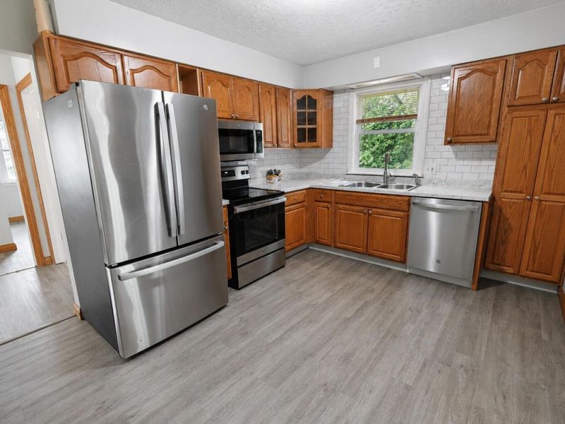 2434 Greenfield Sabina Road SW, Washington Court House, OH 43160 Photo 8
