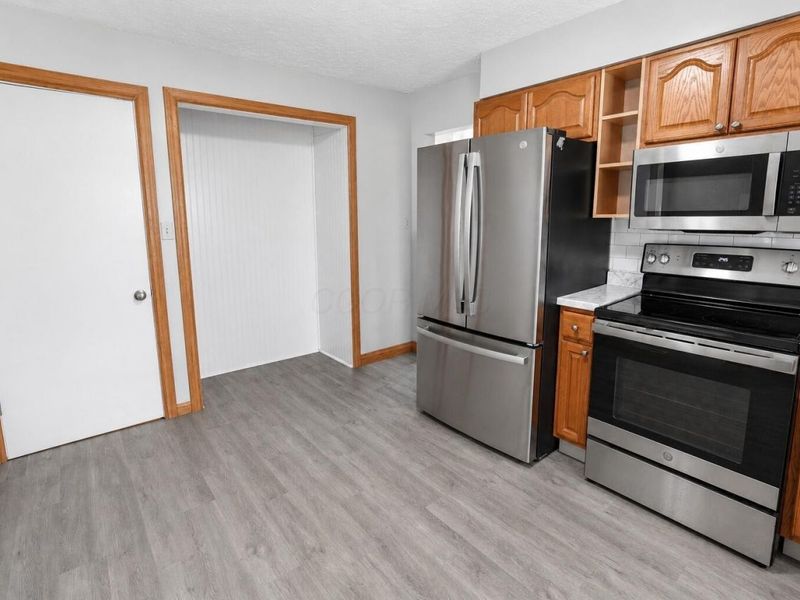 2434 Greenfield Sabina Road SW, Washington Court House, OH 43160 Photo 9