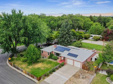 1800 Benjamin Franklin Drive, Reno, NV 89509 Photo
