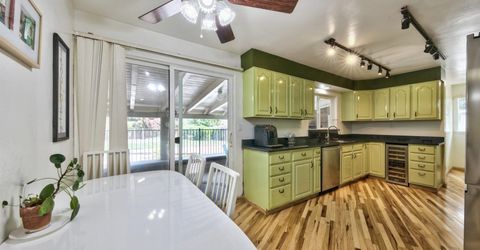1800 Benjamin Franklin Drive, Reno, NV 89509 Photo