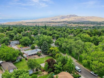 1800 Benjamin Franklin Drive, Reno, NV 89509 Photo