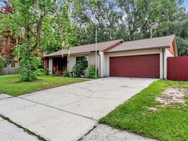 2110 JOHNSON LOOP , PLANT CITY, FL 33563