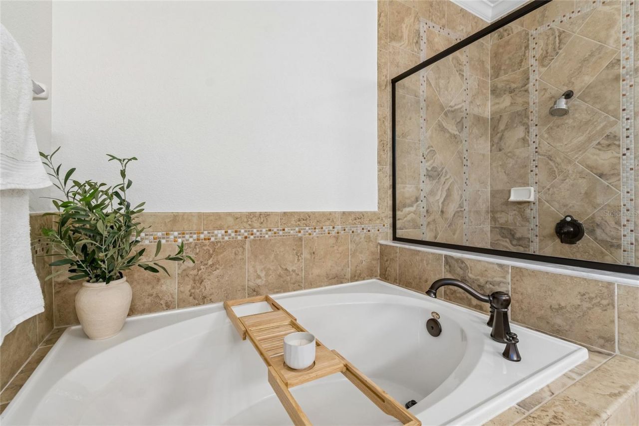 1657 Feather Grass Loop, Lutz, FL 33558 Photo