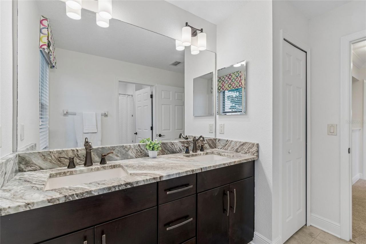 1657 Feather Grass Loop, Lutz, FL 33558 Photo