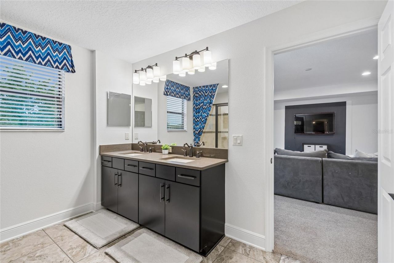 1657 Feather Grass Loop, Lutz, FL 33558 Photo