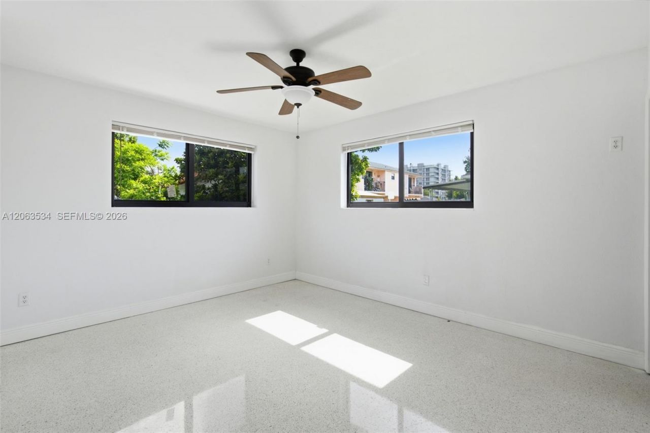 2625 SW 29th Ave, Unit 2625, Miami, FL 33133 Photo
